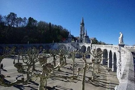 ホテル De Lisieux ルルド