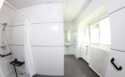 ホテル De Lisieux 3*